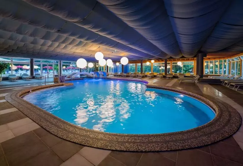 ホテル Mioni Royal San