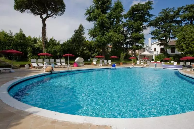 ホテル Mioni Royal San