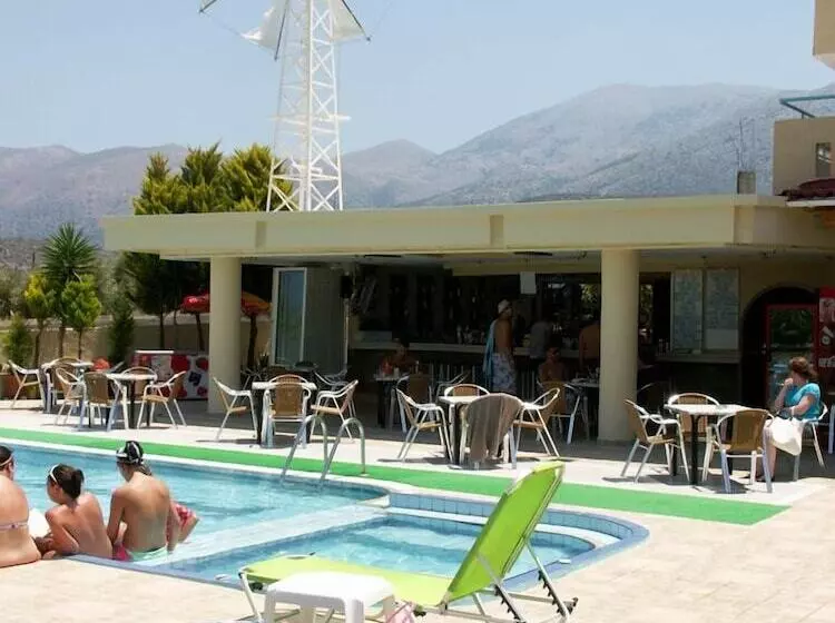 Hotel Nikos