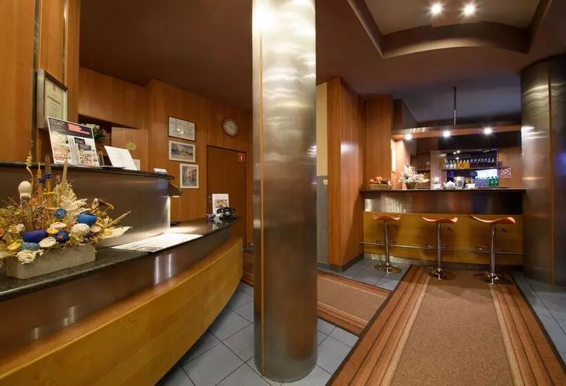 Book Inn Hotel Nowa Panorama