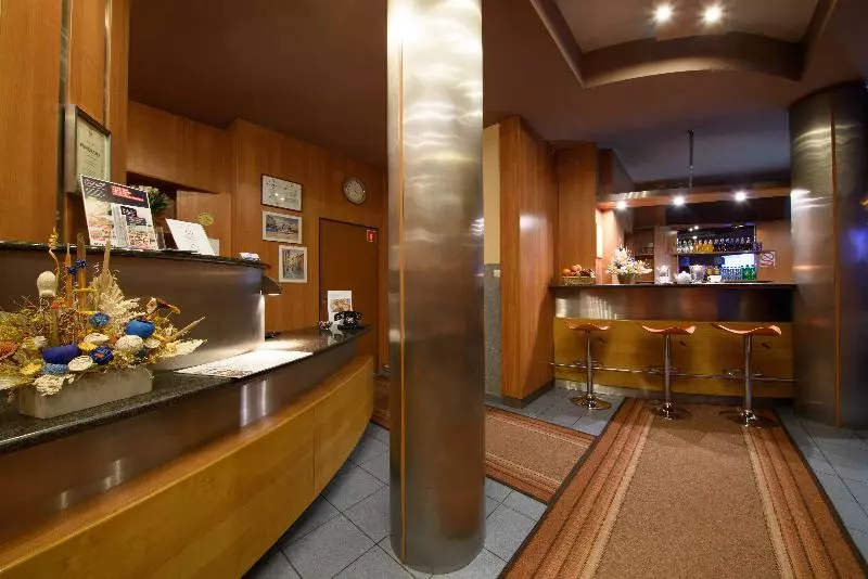 Book Inn Hotel Nowa Panorama