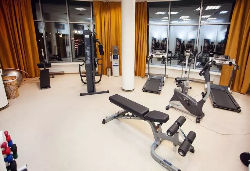 هتل Ramada By Wyndham Yekaterinburg