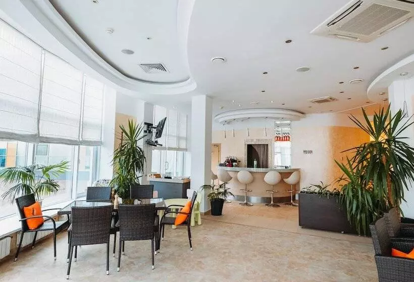 هتل Ramada By Wyndham Yekaterinburg