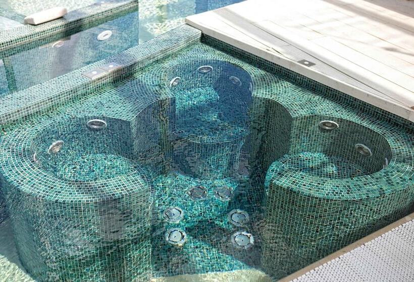 ホテル Riviera Golf Resort