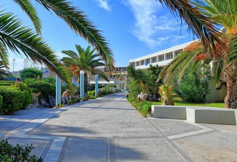 בית מלון כפרי Santa Marina Beach