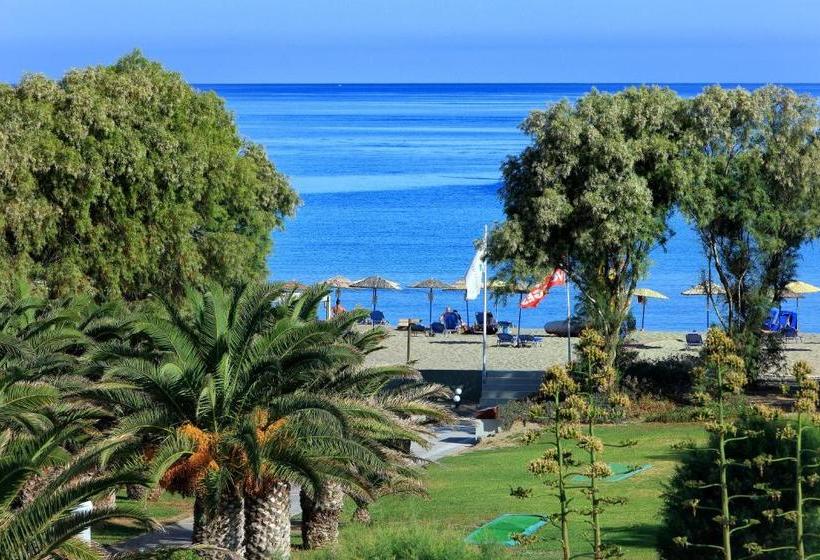 בית מלון כפרי Santa Marina Beach