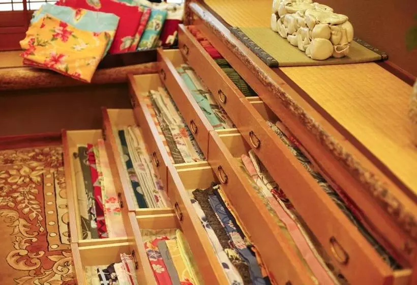 Hotel Sennennoyu Koman