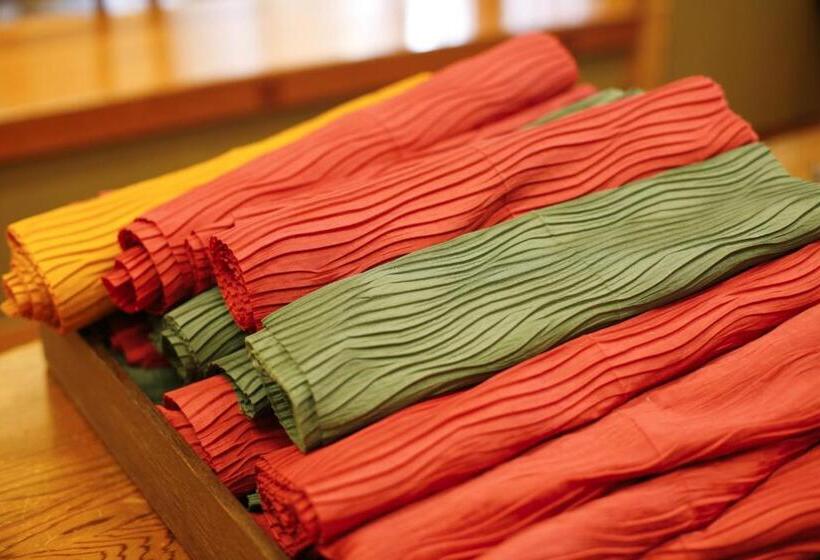 בית מלון כפרי Sennennoyu Koman