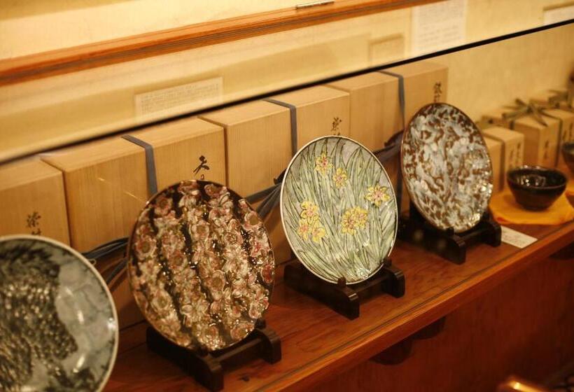 בית מלון כפרי Sennennoyu Koman