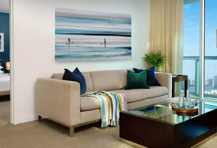 Отель Sole Miami A Noble House Resort