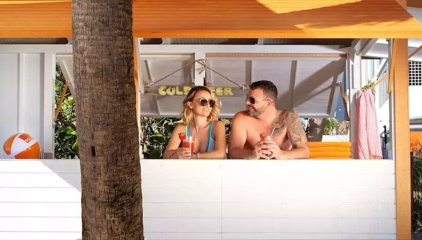 Отель Sole Miami A Noble House Resort