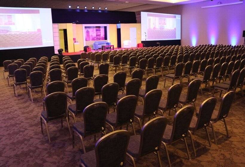 Sonesta Hotel Osorno