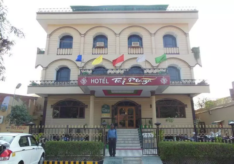 هتل Taj Plaza, Vip Road, Agra