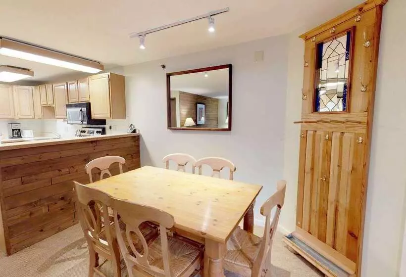 فندق Terracehouse Condos