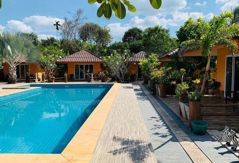 هتل All Times Pool Villa