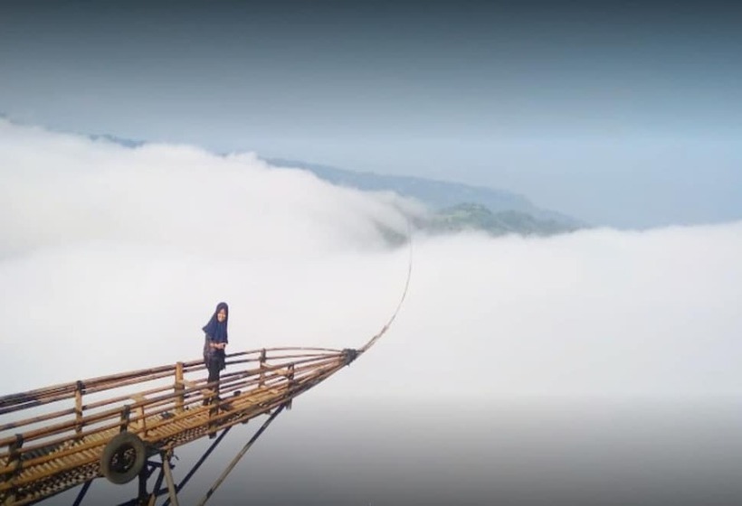 Отель Dempak Indah Camp And Resort