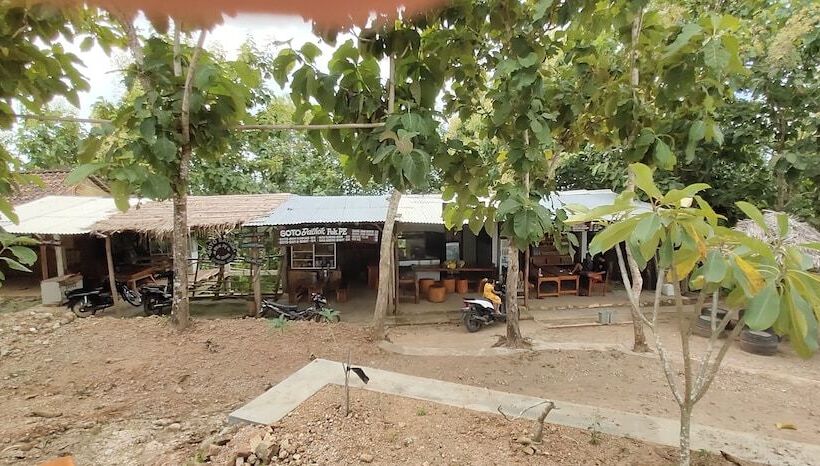 Отель Dempak Indah Camp And Resort