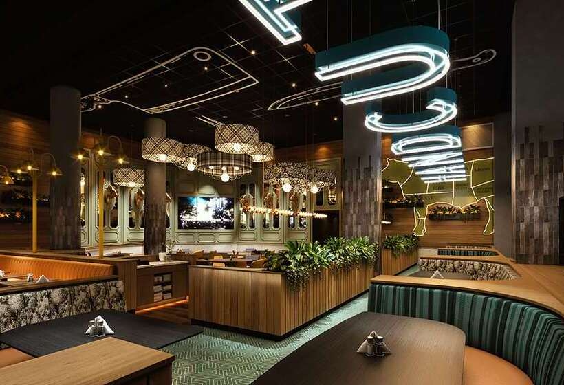 ホテル Embassy Suites By Hilton Nashville Downtown