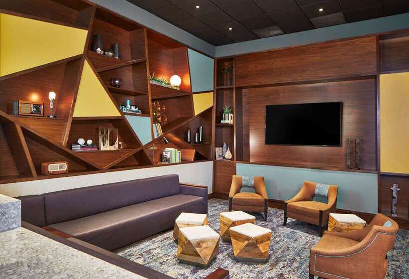 ホテル Embassy Suites By Hilton Nashville Downtown