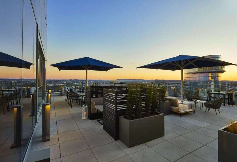 ホテル Embassy Suites By Hilton Nashville Downtown