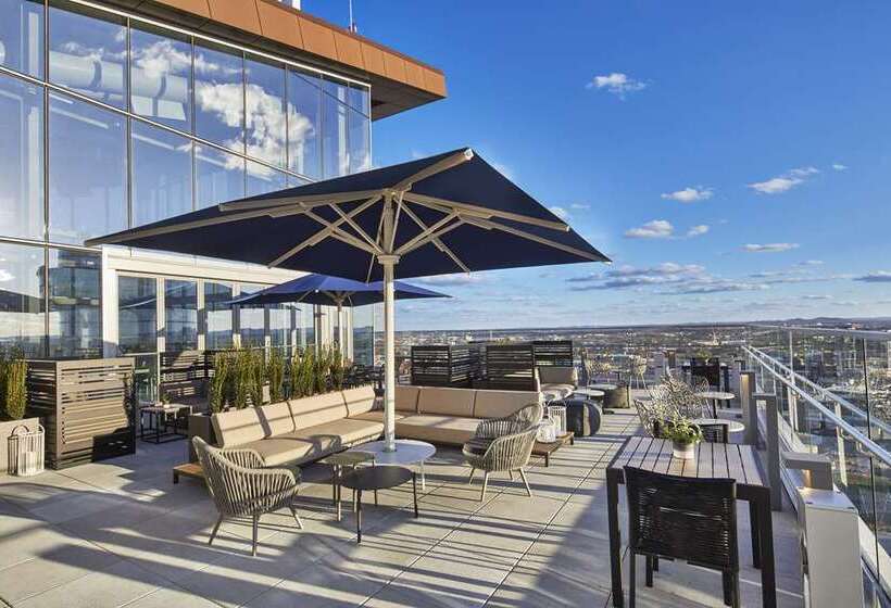 ホテル Embassy Suites By Hilton Nashville Downtown