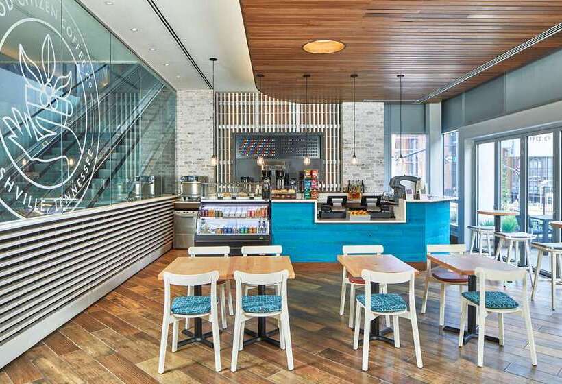 ホテル Embassy Suites By Hilton Nashville Downtown