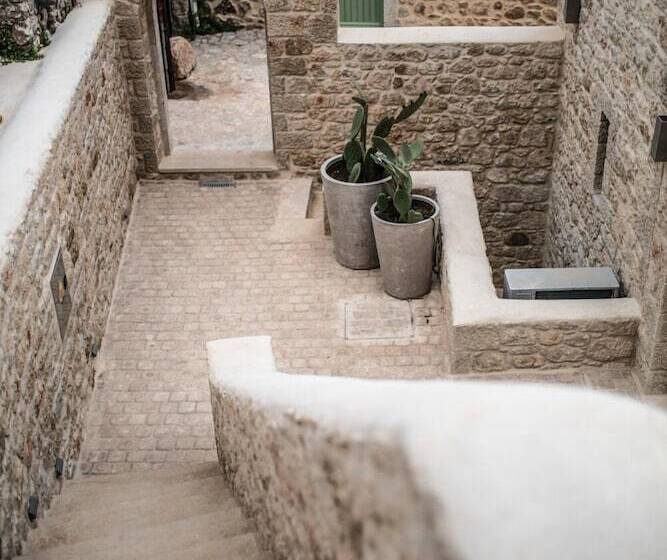 Отель Korona Boutique