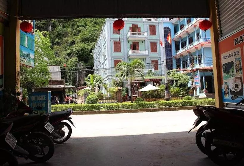 هتل Linh's Homestay