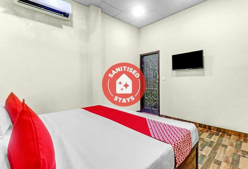 Hotel Flagship 81985 Yogi