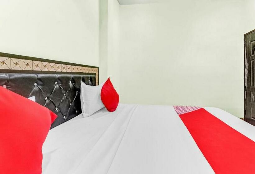 Hotel Flagship 81985 Yogi