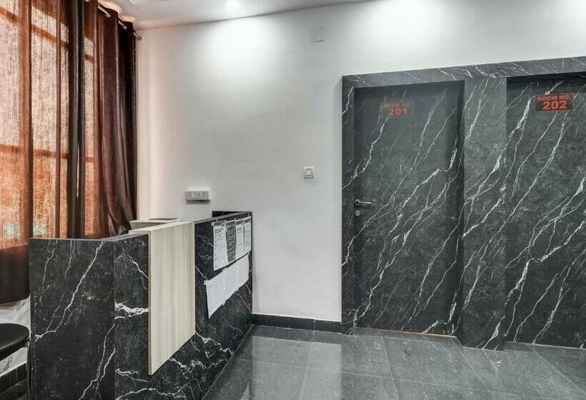 ホテル Flagship 83053 Mittal Residency