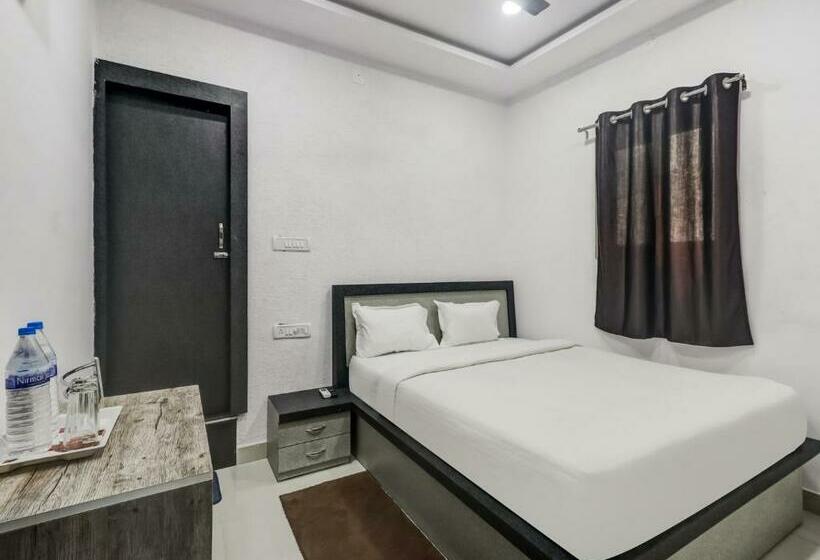 ホテル Flagship 83053 Mittal Residency