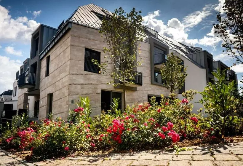 Oliver Apartman