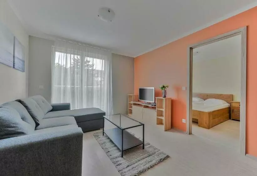 Oliver Apartman