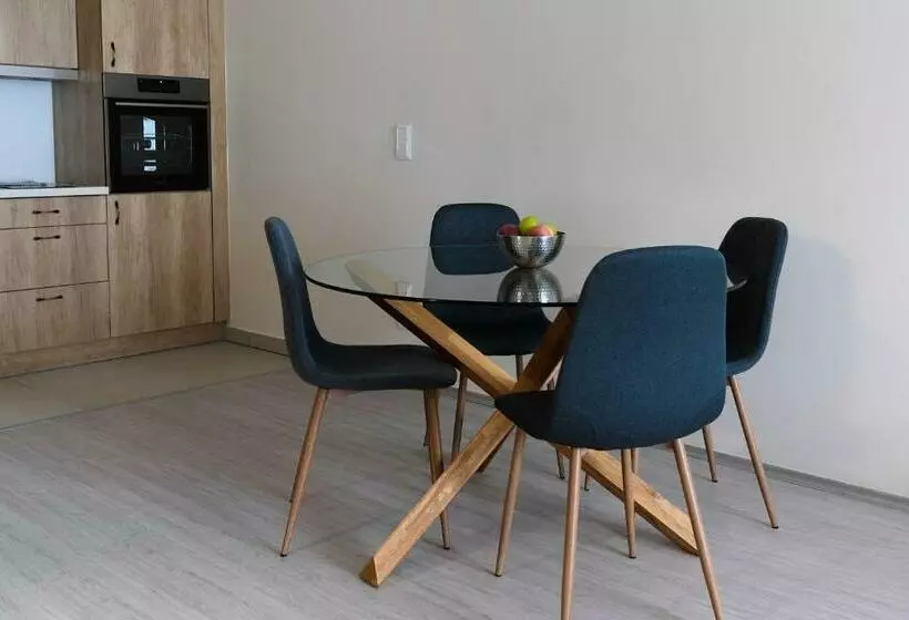 Oliver Apartman