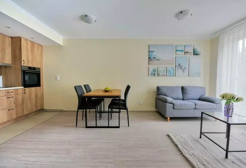 Oliver Apartman