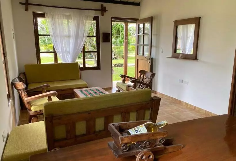 Majatalo Cabaña La Guitarra