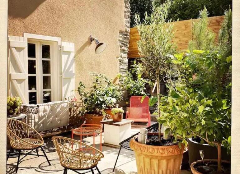 بنسيون Le Josephine