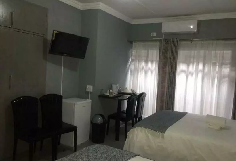 Majatalo President Guest Lodge