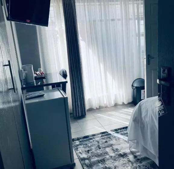 Majatalo President Guest Lodge