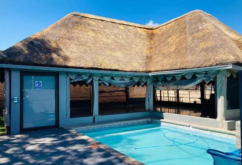 Majatalo President Guest Lodge