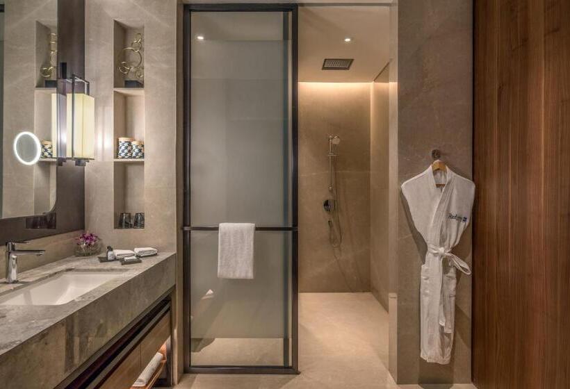 Radisson Blu Hotel & Spa, Nashik