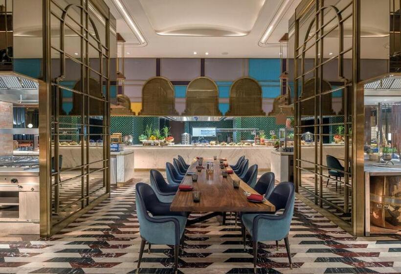 Radisson Blu Hotel & Spa, Nashik