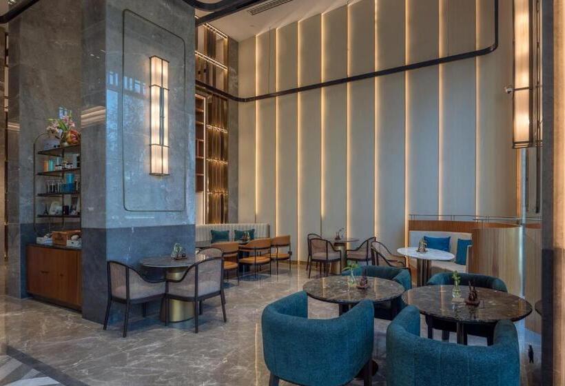 Radisson Blu Hotel & Spa, Nashik