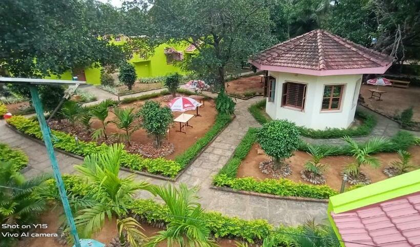 Staymaker Sunny S Serenity Resort