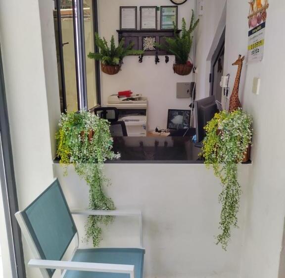 تختخواب و صبحانه 6 Park Retreat