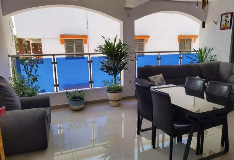 تختخواب و صبحانه 6 Park Retreat