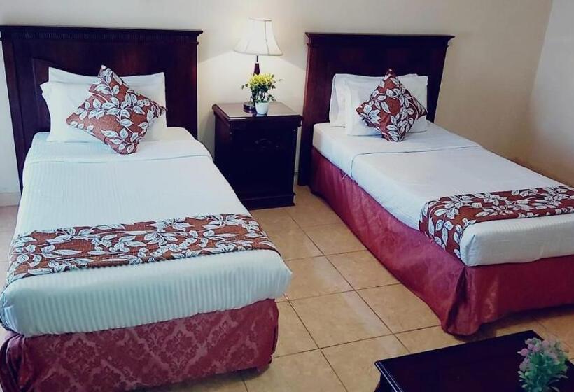 בית מלון כפרי سيلين الفيصلية Celine Al Faisaliah