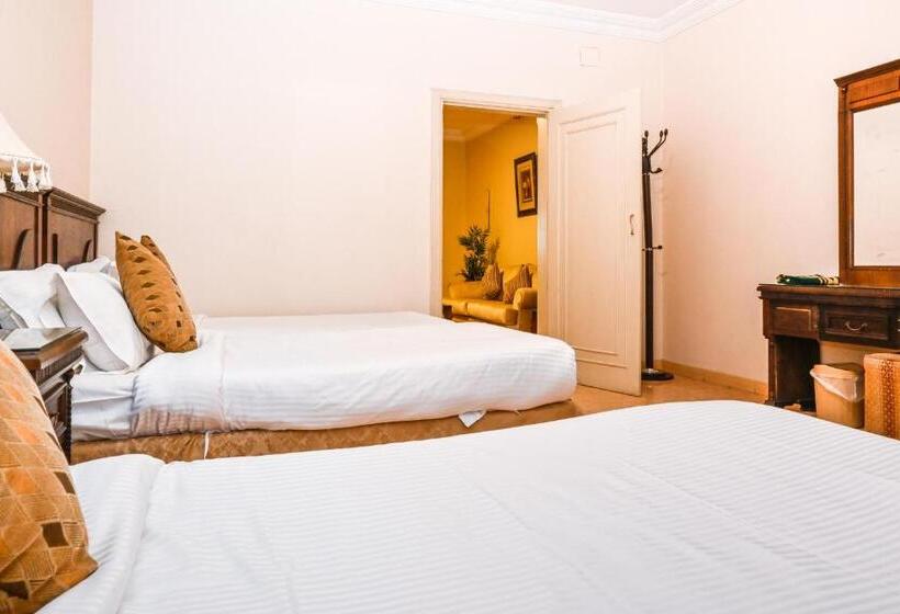 בית מלון כפרי سيلين الفيصلية Celine Al Faisaliah