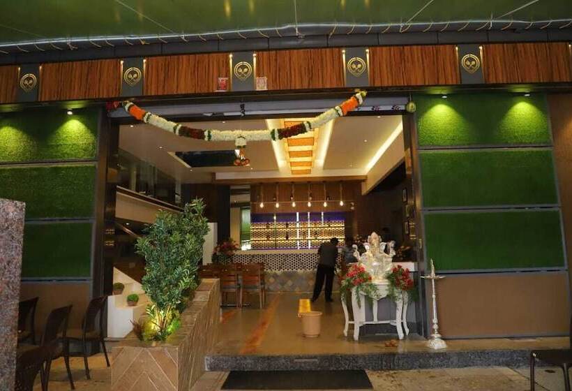 Отель City Point Executive